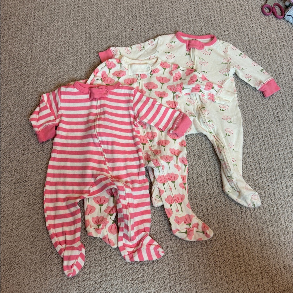 Organic Cotton baby girl onesie 3-6 months